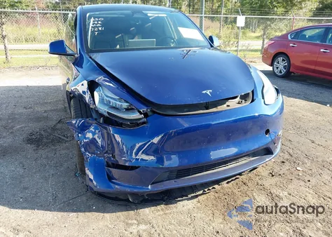 2023 Tesla Model Y Awd/Long Range Dual Motor All-Wheel Drive from USA, damaged, VIN 7SAYGDEE7PA137281